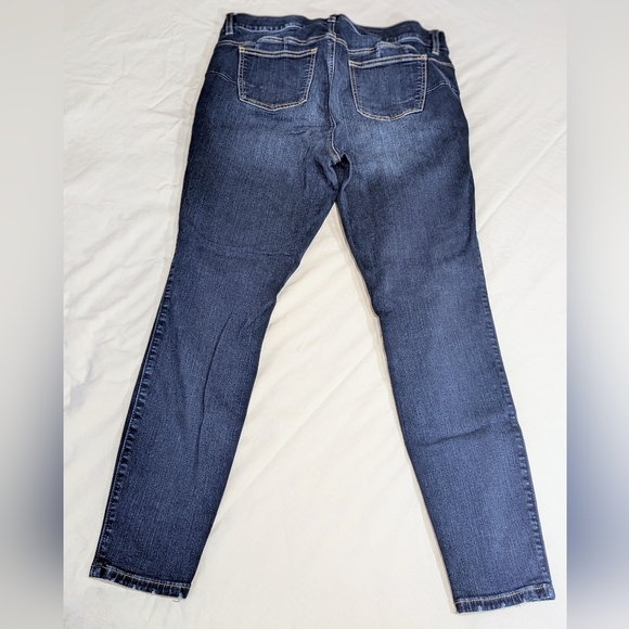 Torrid Bombshell Skinny Jeans - Picture 4 of 11